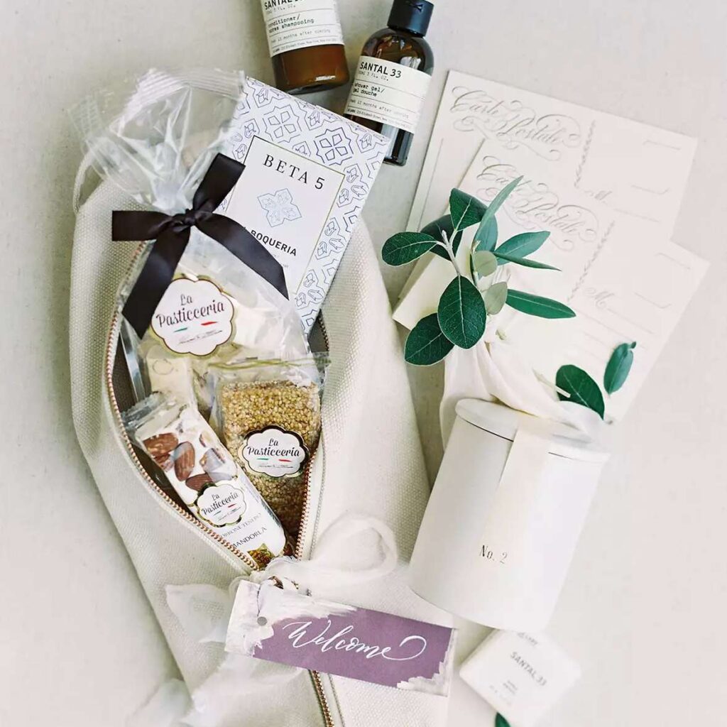 Wedding bag: il nuovo trend delle nozze - Sala ricevimenti - Casale Santa  Lucia - Andria
